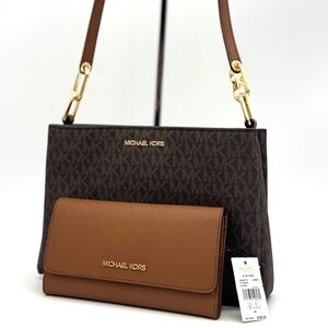 Michael Kors Trisha Medium Triple Compartment Crossbody Bag & Trifold Wallet Set